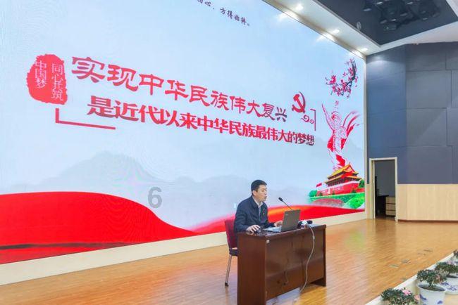 定期配合调查？旭旭宝宝接连直播迟到，抱怨有一堆事处理搞得头疼